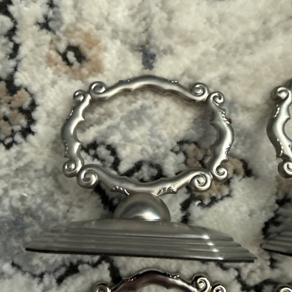Southern Living Home Redmont Heirloom Napkin Rings Place Card Holders Set 4